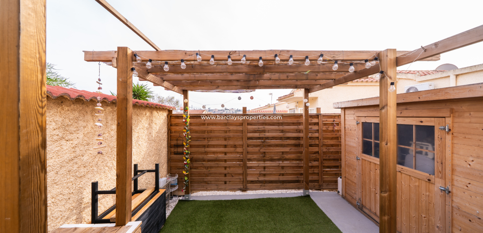 Venta - Chalet Independiente - Urb. La Marina