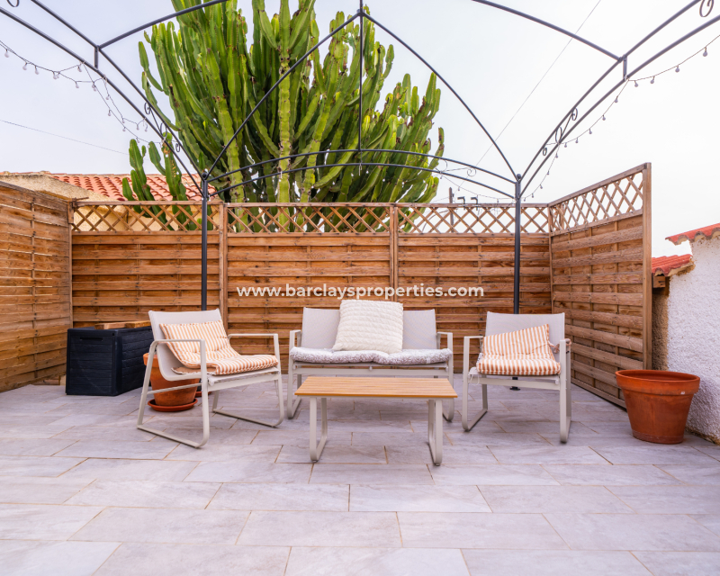 Venta - Chalet Independiente - Urb. La Marina