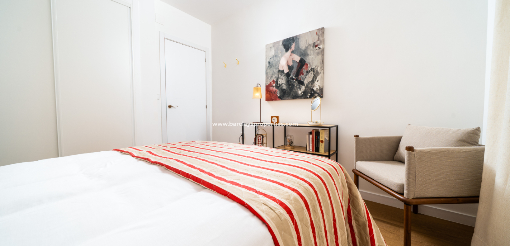 Venta - Chalet Independiente - Urb. La Marina