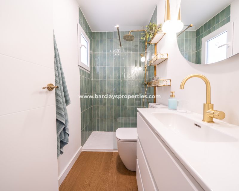 Venta - Chalet Independiente - Urb. La Marina