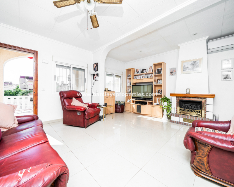 Venta - Chalet Independiente - Urb. La Marina