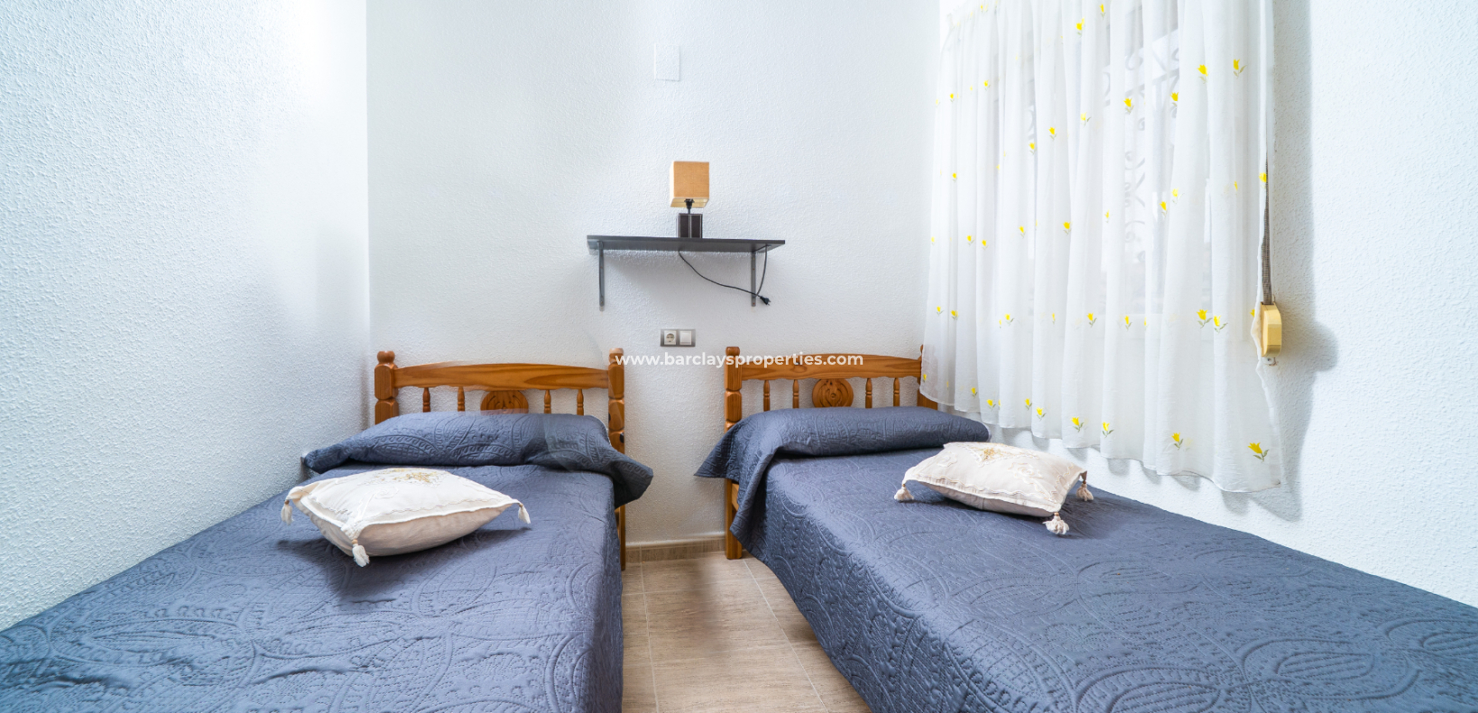 Venta - Chalet Independiente - Urb. La Marina