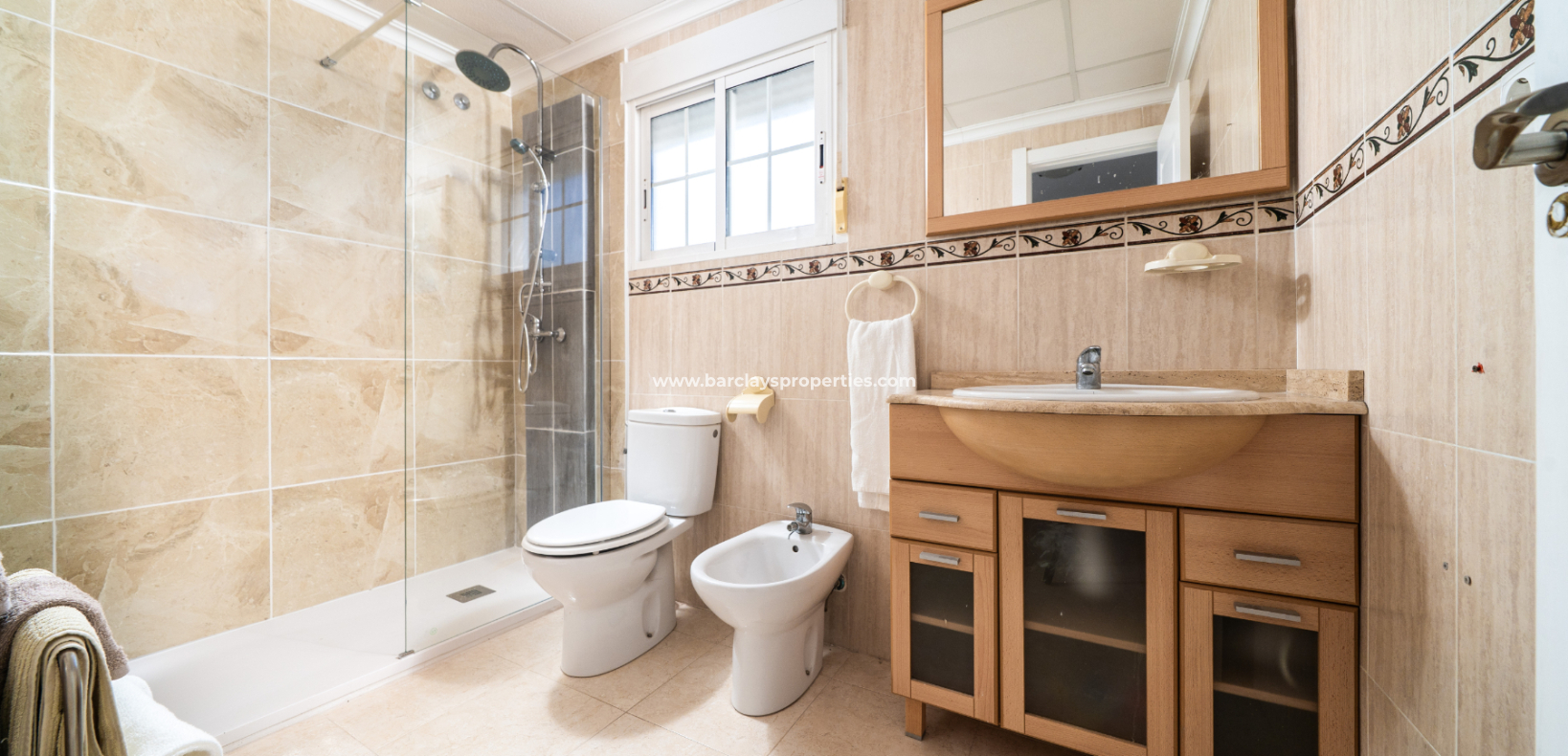 Venta - Chalet Independiente - Urb. La Marina