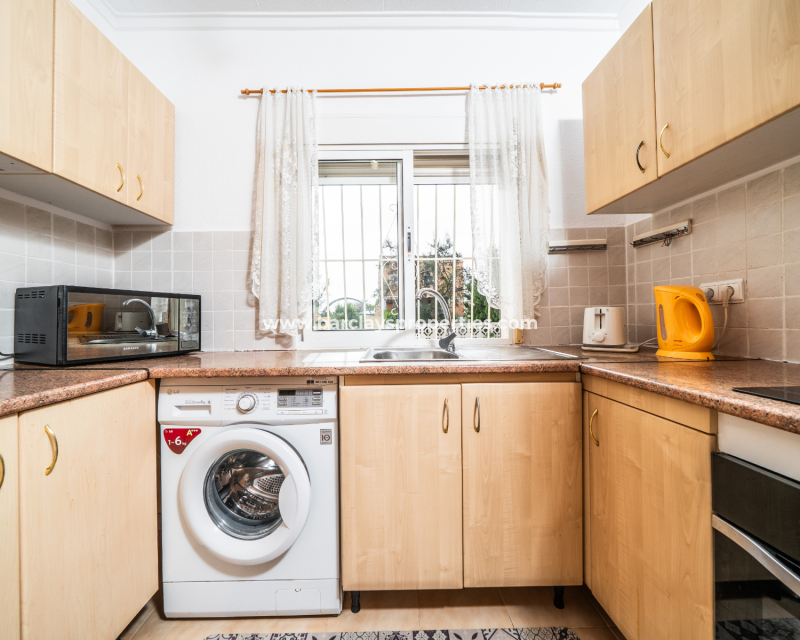 Venta - Chalet Independiente - Urb. La Marina