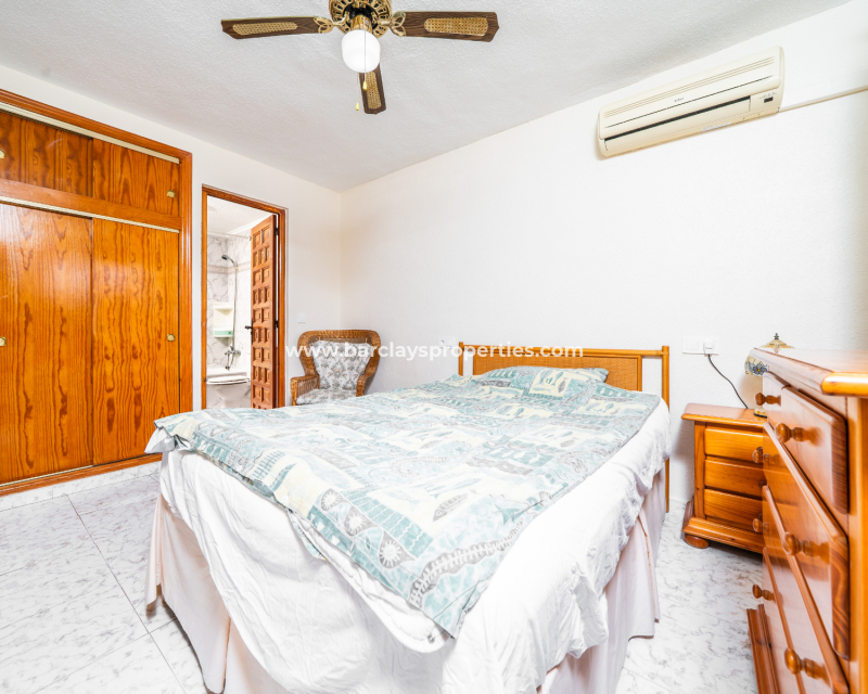 Venta - Chalet Independiente - Urb. La Marina