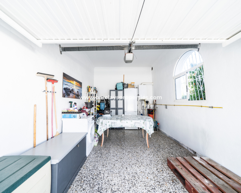 Venta - Chalet Independiente - Urb. La Marina