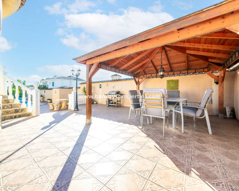 Venta - Chalet Independiente - Urb. La Marina