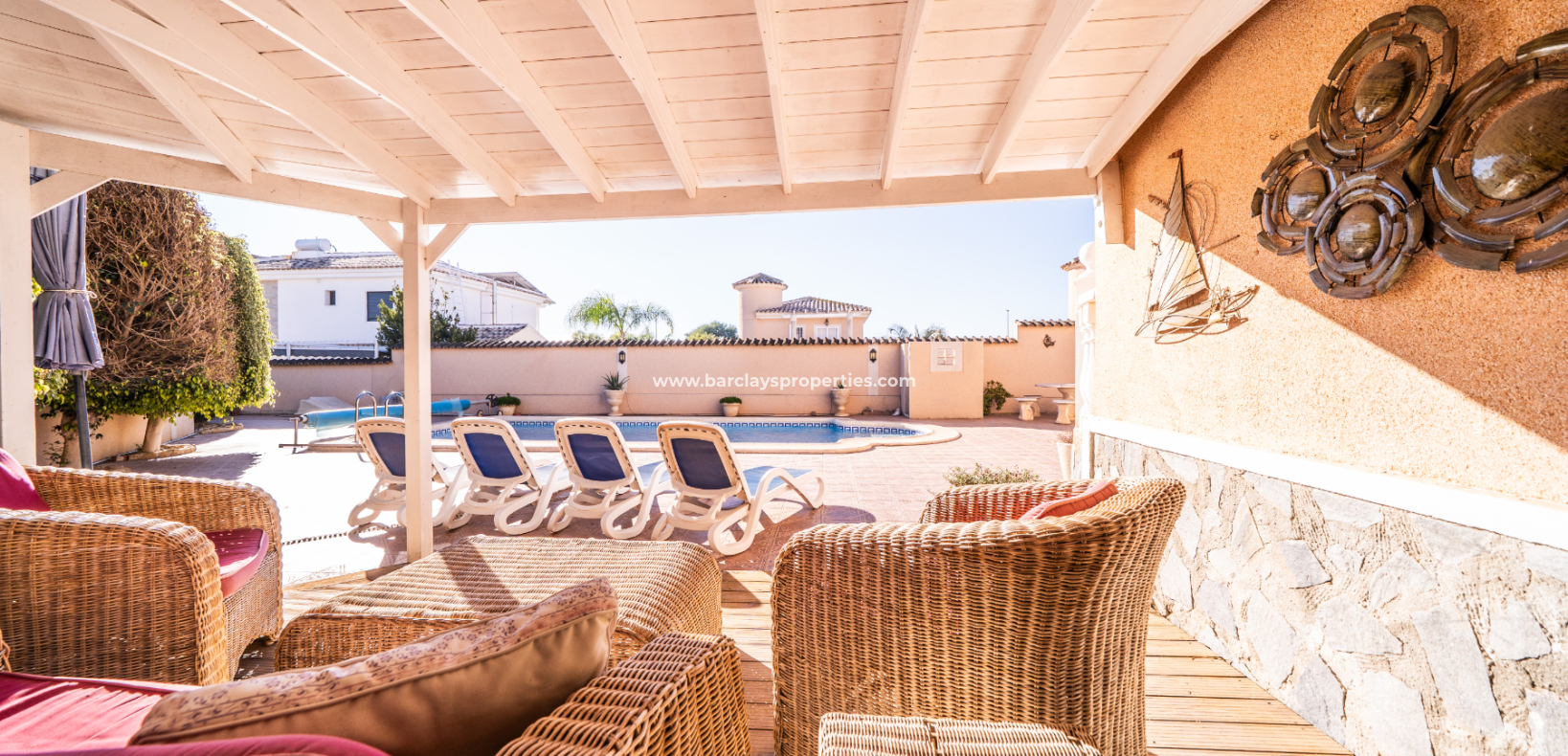 Venta - Chalet Independiente - Urb. La Marina