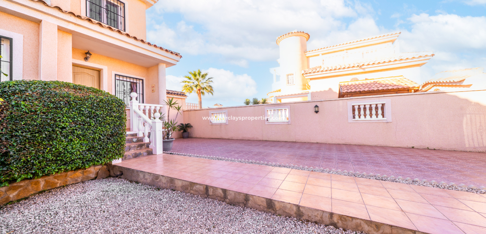 Venta - Chalet Independiente - Urb. La Marina