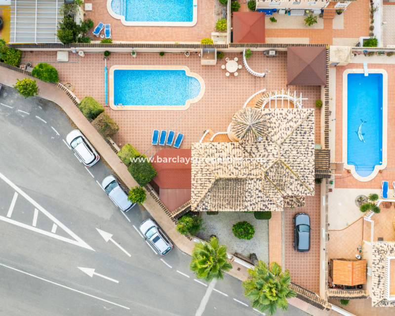 Venta - Chalet Independiente - Urb. La Marina