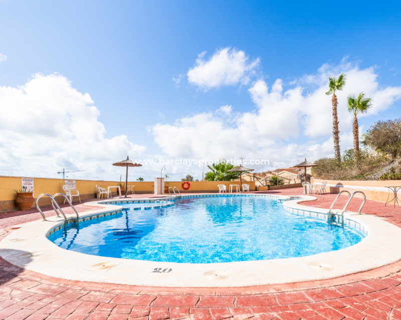 Venta - Chalet Independiente - Urb. La Marina