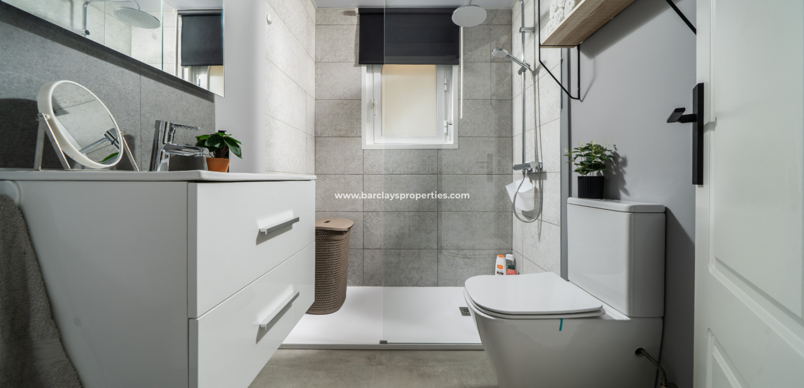 Venta - Chalet Independiente - Urb. La Marina