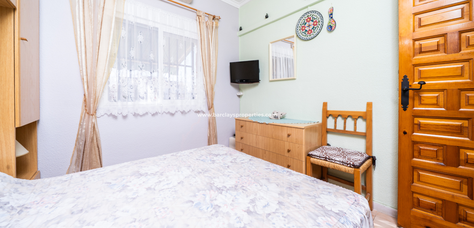 Venta - Chalet Independiente - Urb. La Marina