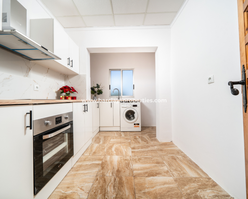 Venta - Chalet Independiente - Urb. La Marina