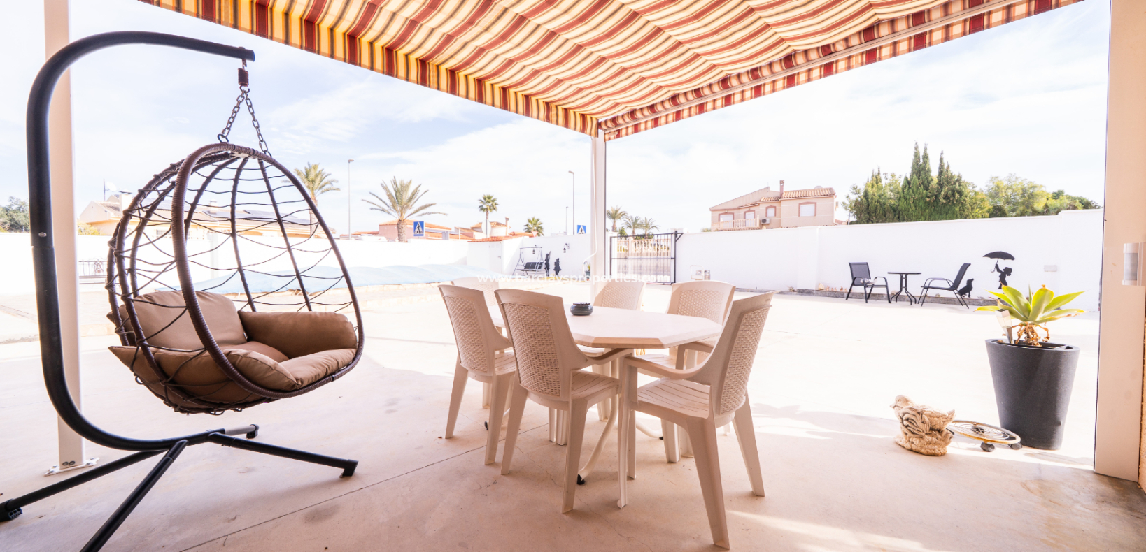 Venta - Chalet Independiente - Urb. La Marina