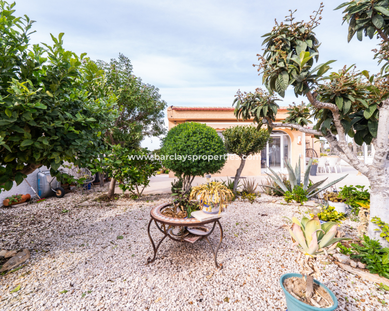 Venta - Chalet Independiente - Urb. La Marina