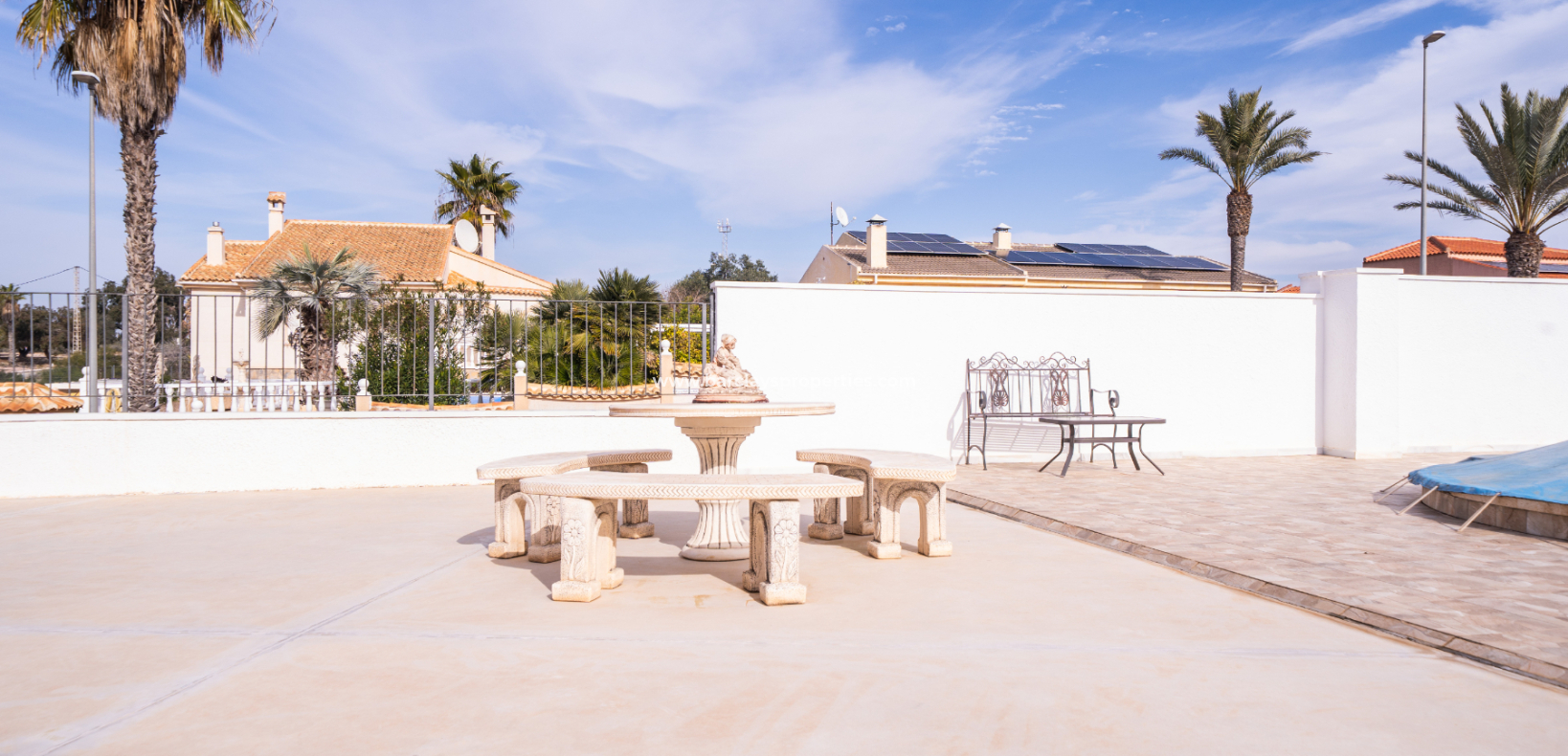 Venta - Chalet Independiente - Urb. La Marina