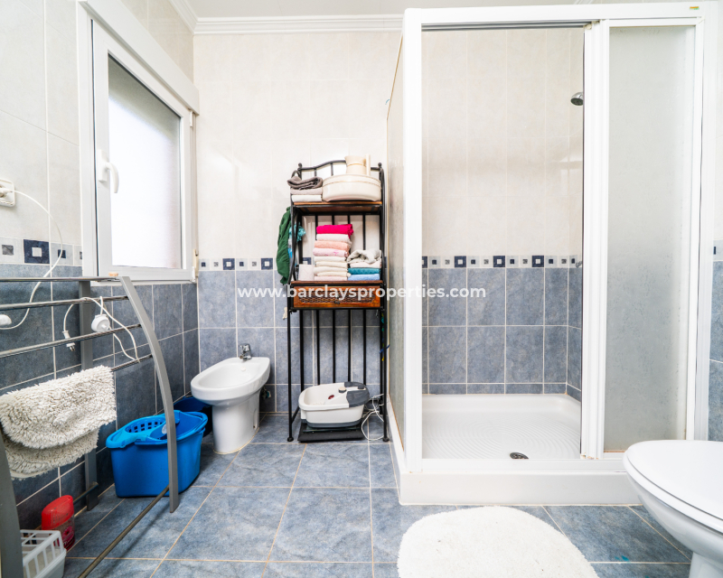 Venta - Chalet Independiente - Urb. La Marina