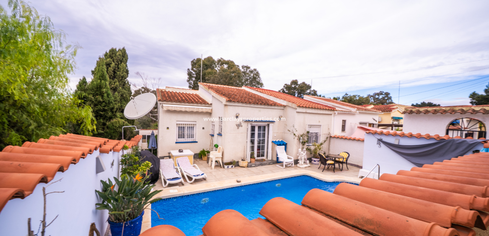 Venta - Chalet Independiente - Urb. La Marina