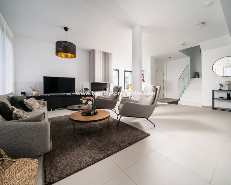 Venta - Chalet Independiente - Urb. La Marina