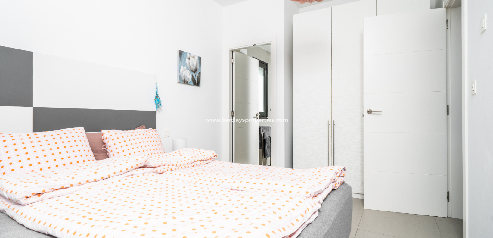 Venta - Chalet Independiente - Urb. La Marina