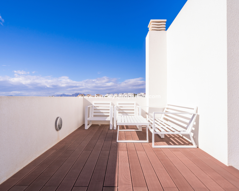 Venta - Chalet Independiente - Urb. La Marina