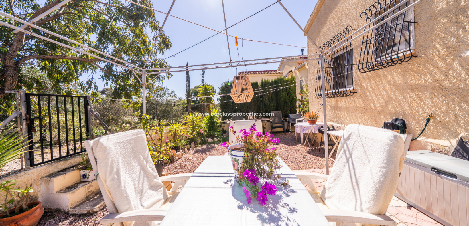 Venta - Chalet Independiente - Urb. La Marina