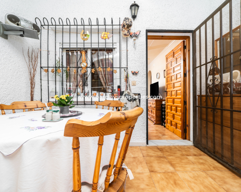 Venta - Chalet Independiente - Urb. La Marina