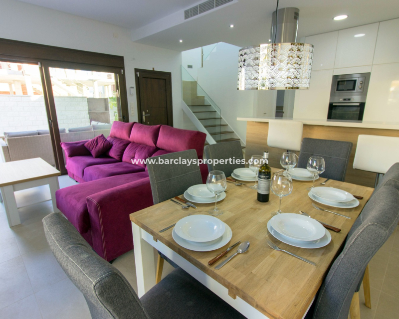 Venta - Chalet Independiente - Urb. La Marina