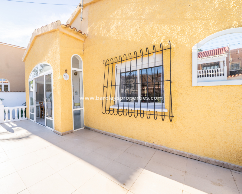 Venta - Chalet Independiente - Urb. La Marina