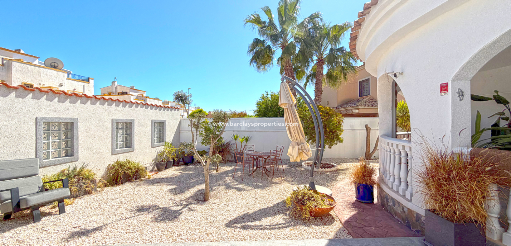 Venta - Chalet Independiente - Urb. La Marina