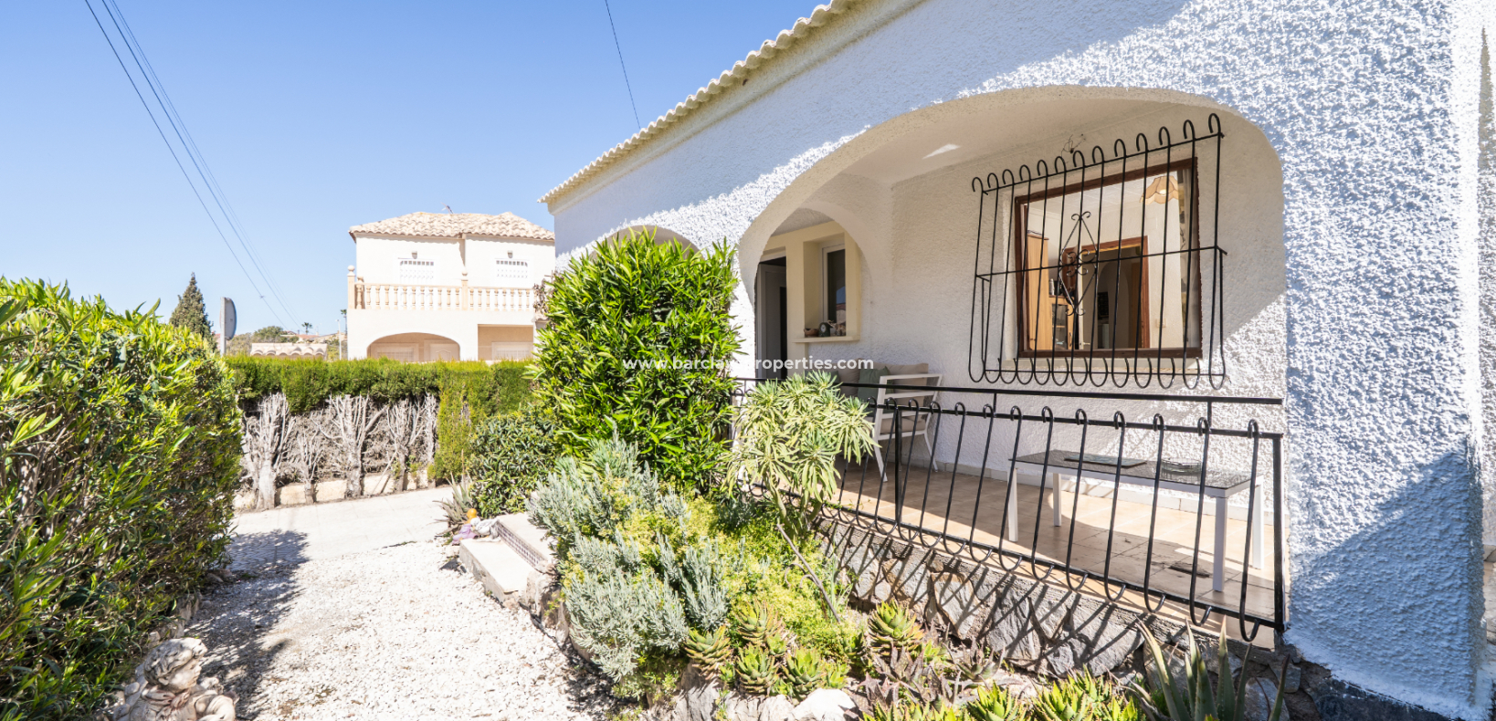 Venta - Chalet Independiente - Urb. La Marina