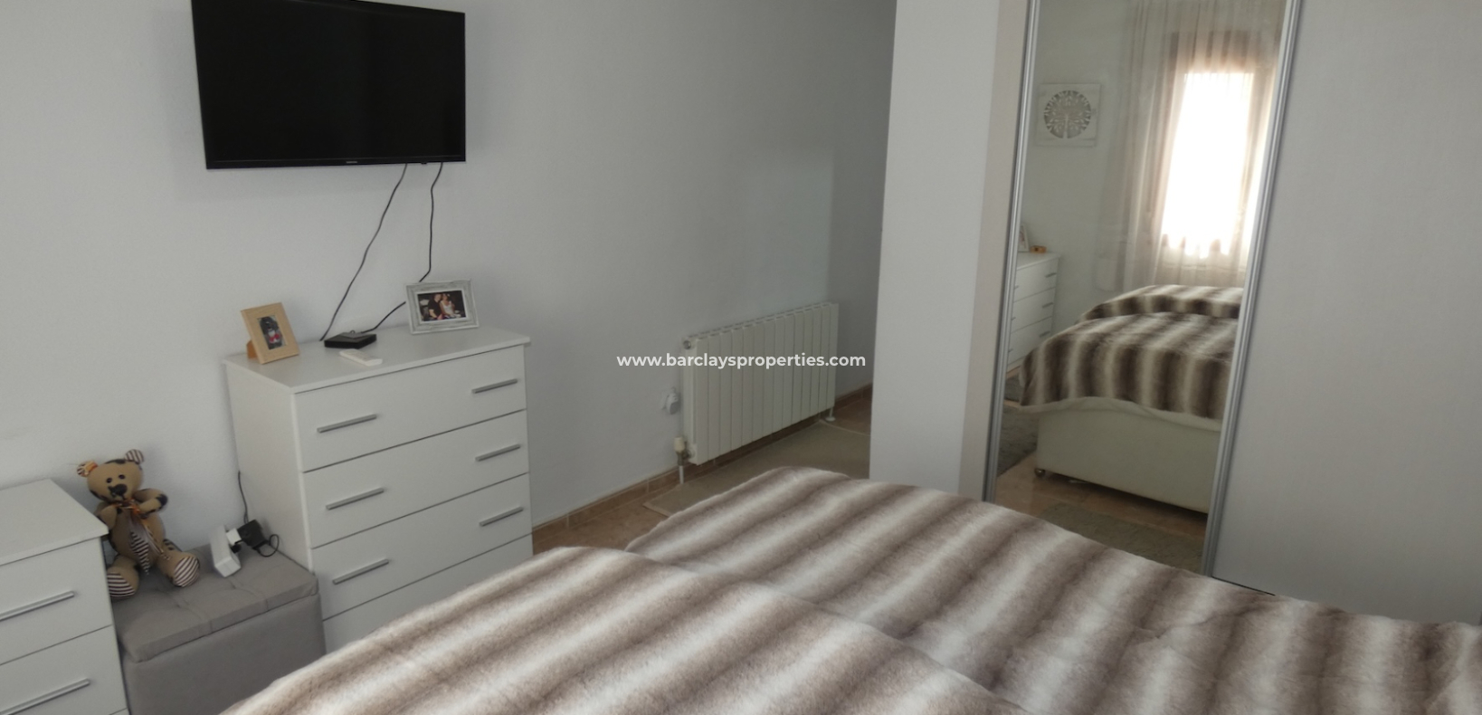 Venta - Chalet Independiente - Urb. La Marina