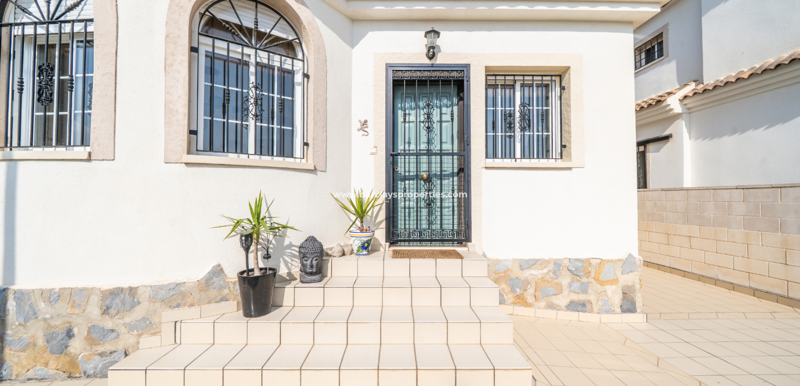 Venta - Chalet Independiente - Urb. La Marina