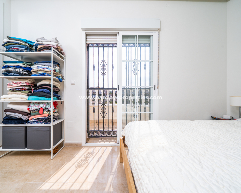 Venta - Chalet Independiente - Urb. La Marina