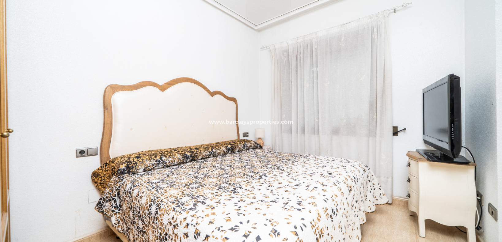 Venta - Chalet Independiente - Urb. La Marina