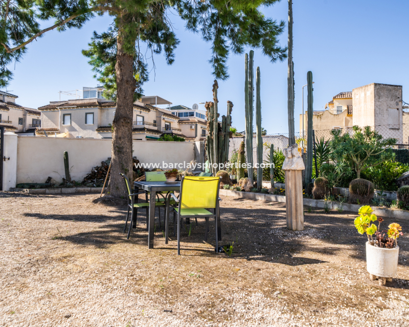 Venta - Chalet Independiente - Urb. La Marina
