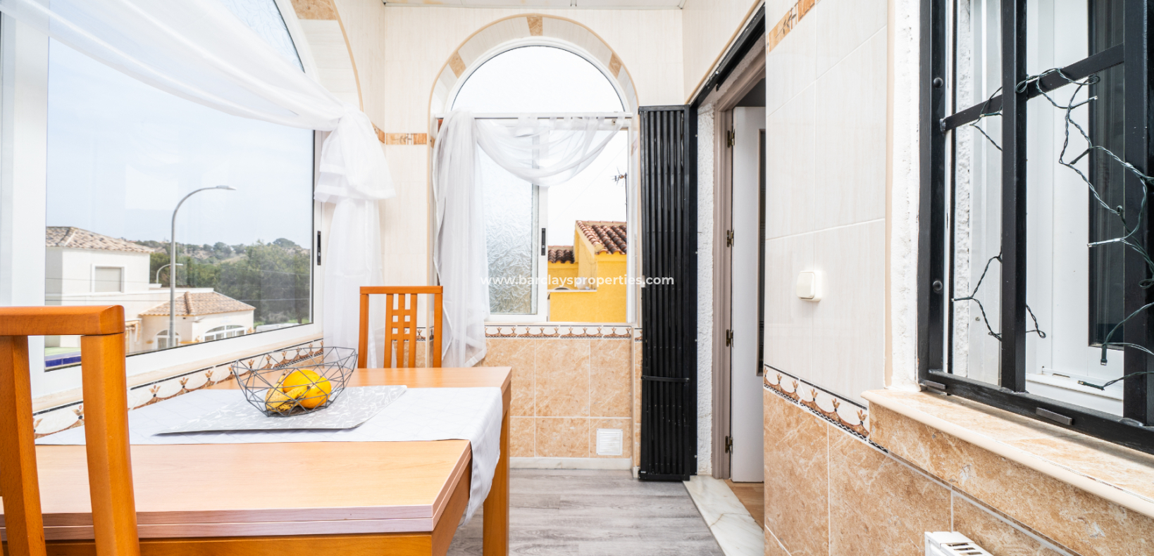 Venta - Chalet Independiente - Urb. La Marina