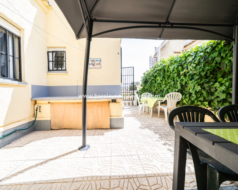 Venta - Chalet Independiente - Urb. La Marina