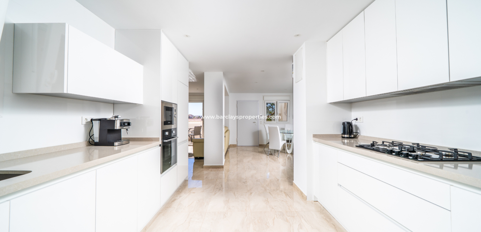 Venta - Chalet Independiente - Urb. La Marina