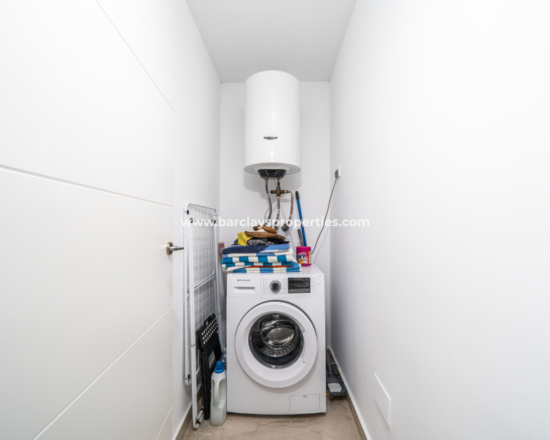 Venta - Chalet Independiente - Urb. La Marina