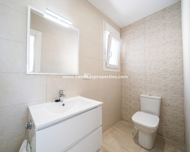 Venta - Chalet Independiente - Urb. La Marina