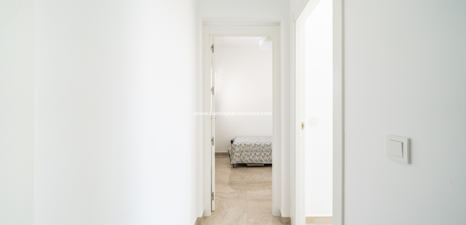 Venta - Chalet Independiente - Urb. La Marina