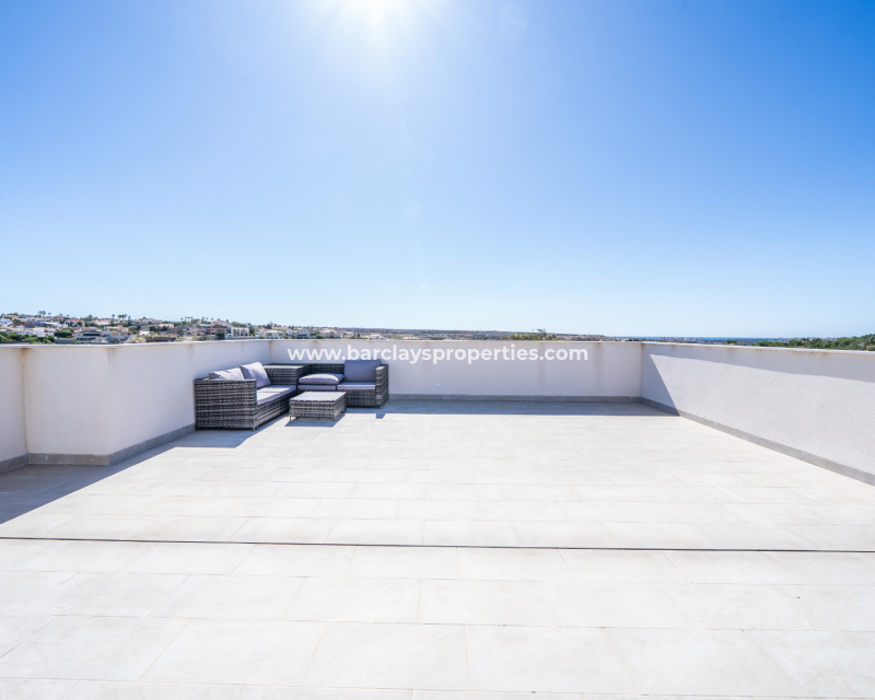 Venta - Chalet Independiente - Urb. La Marina