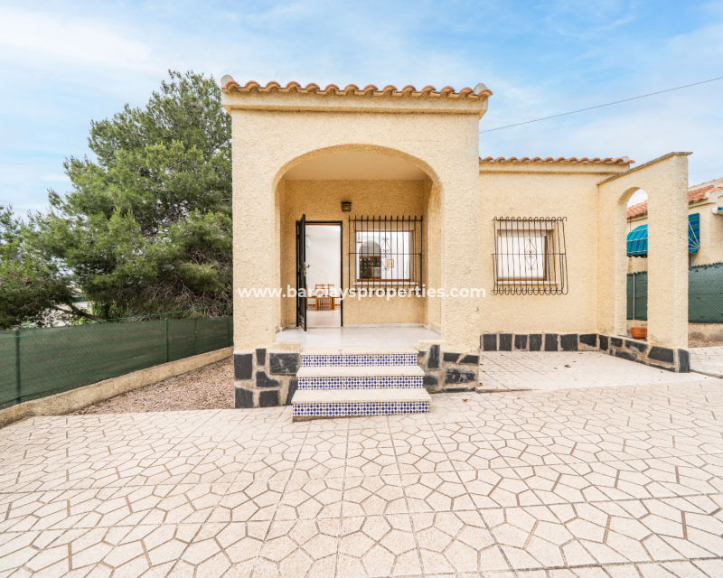 Venta - Chalet Independiente - Urb. La Marina