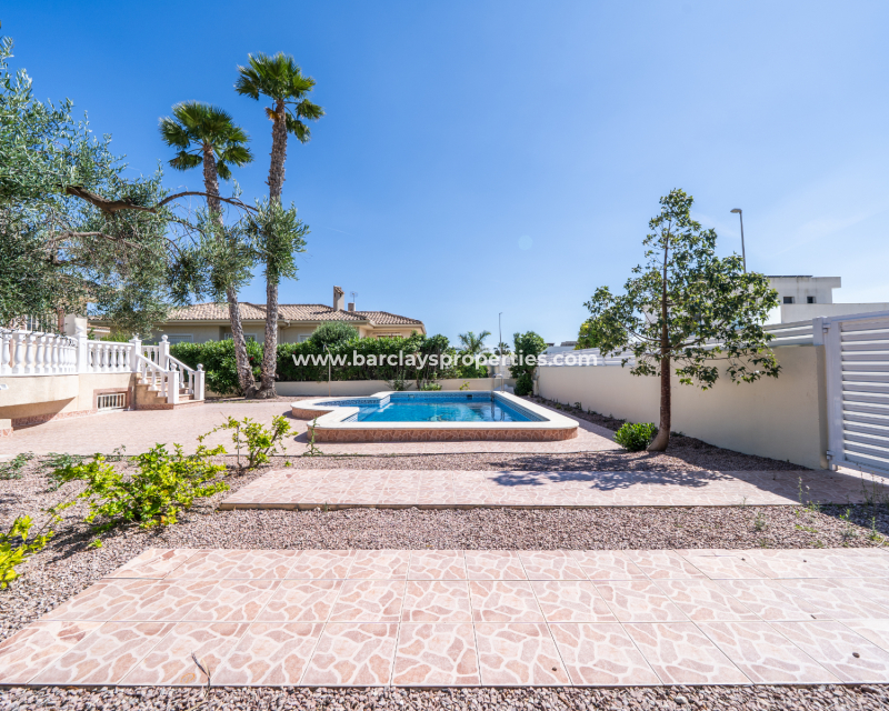 Venta - Chalet Independiente - Urb. La Marina