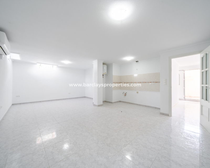Venta - Chalet Independiente - Urb. La Marina