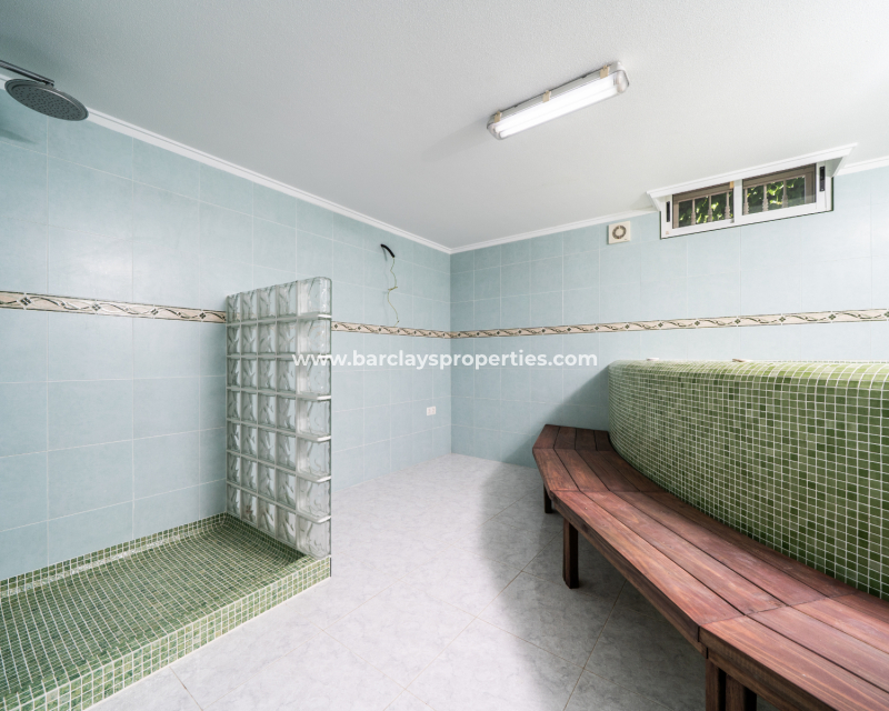 Venta - Chalet Independiente - Urb. La Marina