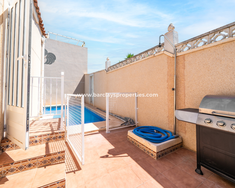 Venta - Chalet Independiente - Urb. La Marina