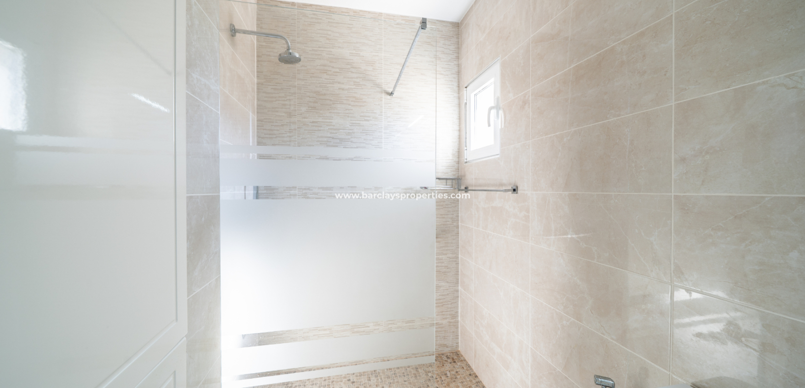 Venta - Chalet Independiente - Urb. La Marina